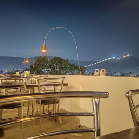 Chillout - A Boutique Hotel & Rooftop Restaurant Dzsaipur Kültér fotó
